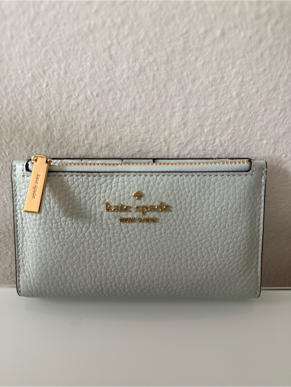 Kate Spade wallet slim pebbled leather hazy morni, new with tag.